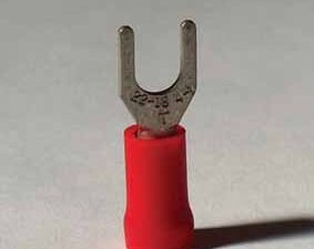 SV SPADE TERMINALS - Red, Wire Size 0.5-1.5, Stud Size 3.2